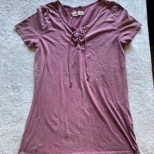 Hollister Tops - T Shirt Hollister Tops - T Shirt